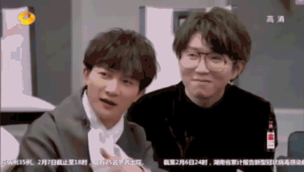 “亚博数据”青春期男女都有哪些不健康的心理表现呢(图4) 亚博数据